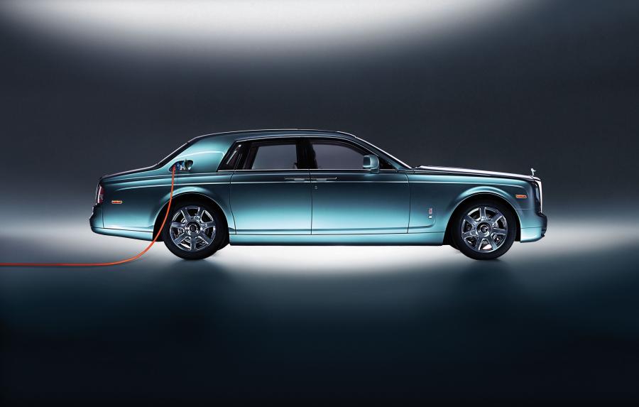  Rolls-Royce Phantom 102EX Concept 2011 года  (фото 23 из 23)